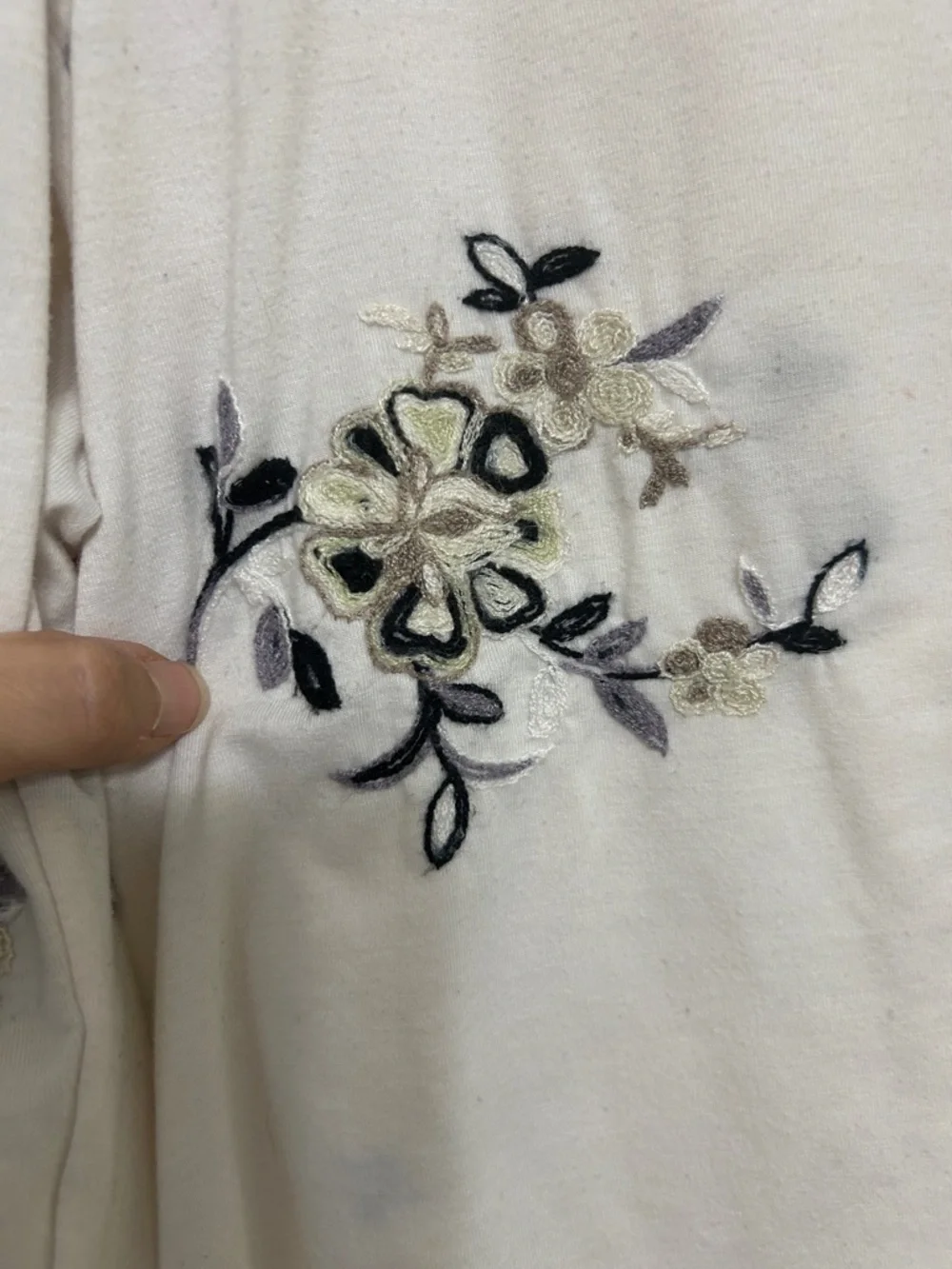 Hope Springs Embroidered Floral Button Front Shirt in Neutrals Abalone Buttons L - Picture 6 of 12